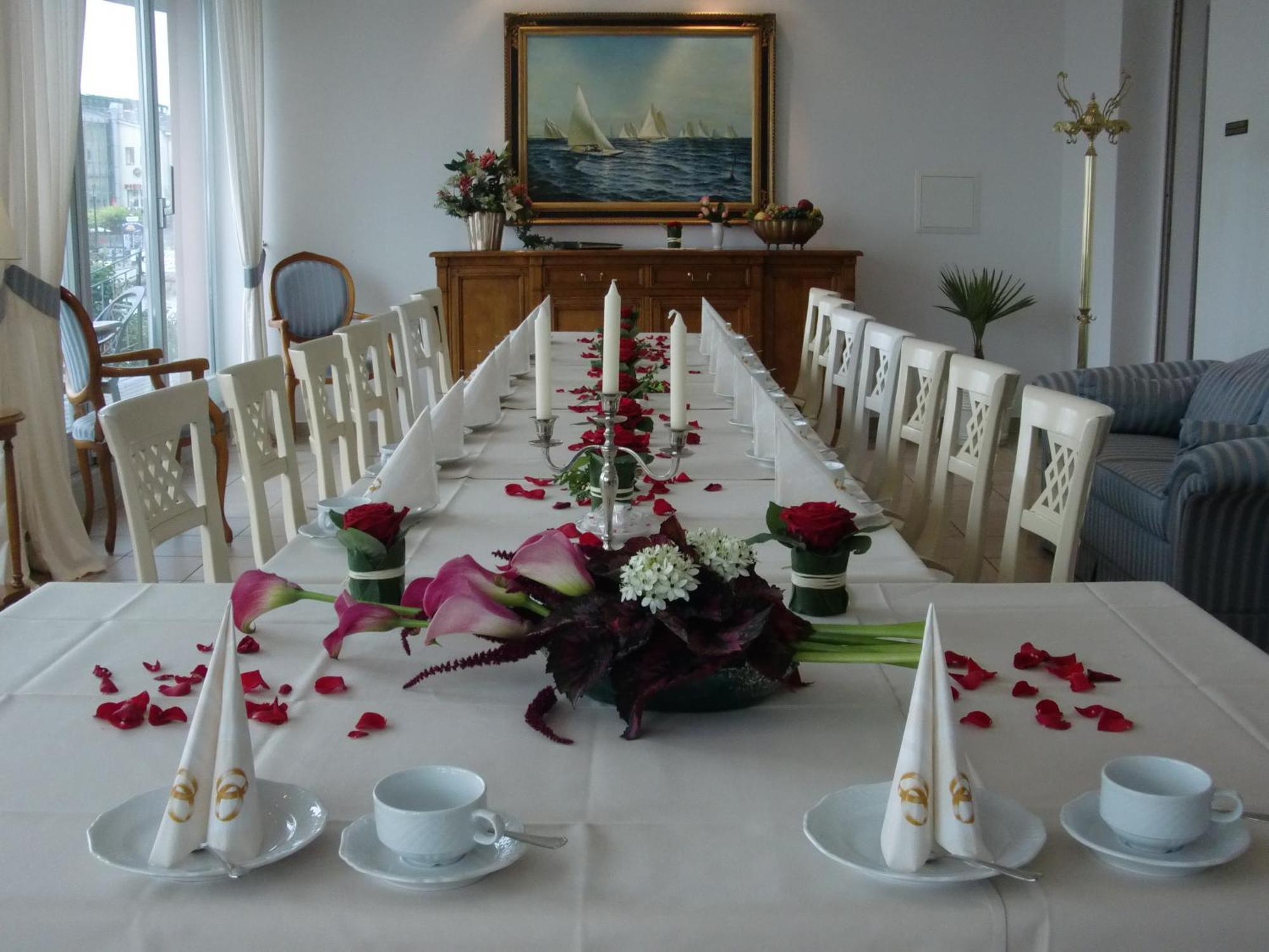 Hotel Am Yachthafen Waren  Luaran gambar